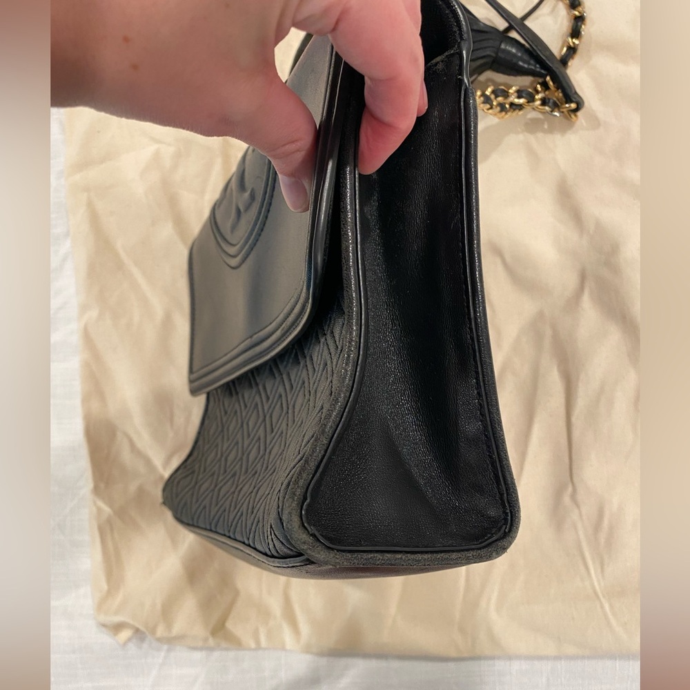 Tory Burch Fleming Diamond Quilted Lamb Leather Purse Black - Picture 4 of 16